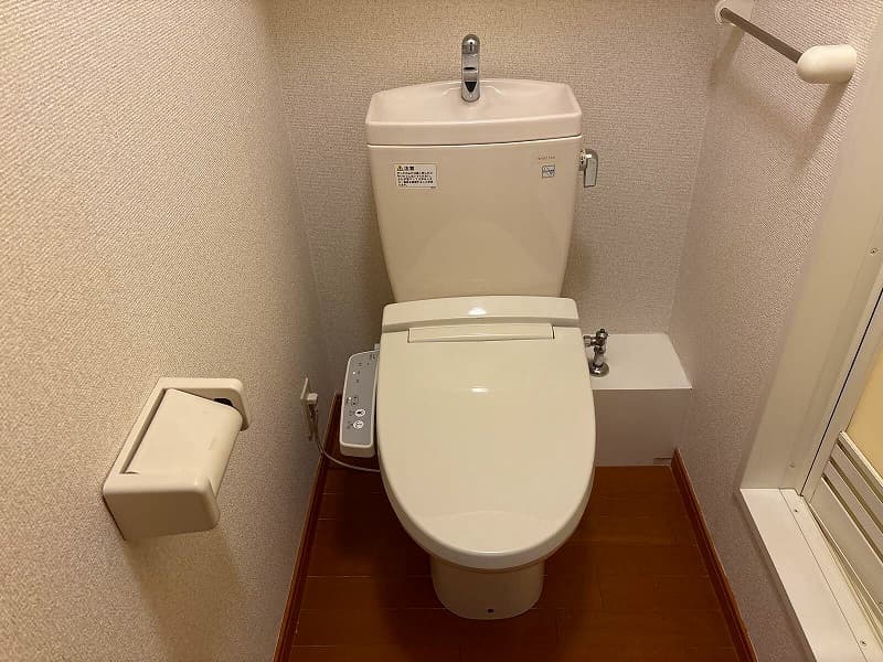Room image 8