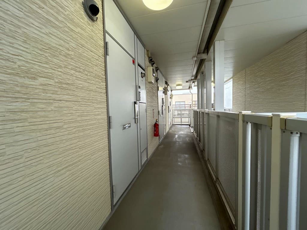 Room image 9