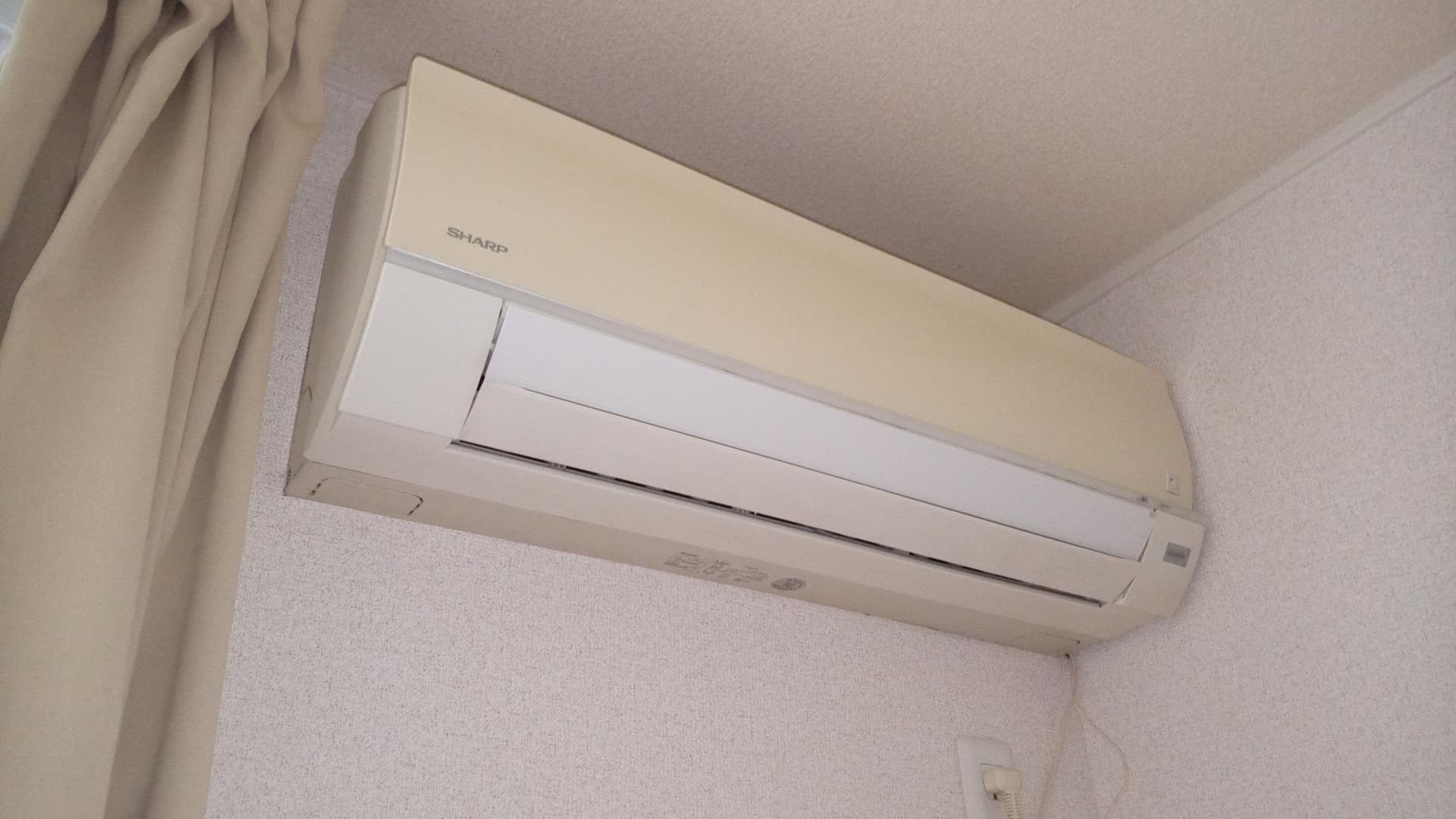 Room image 15