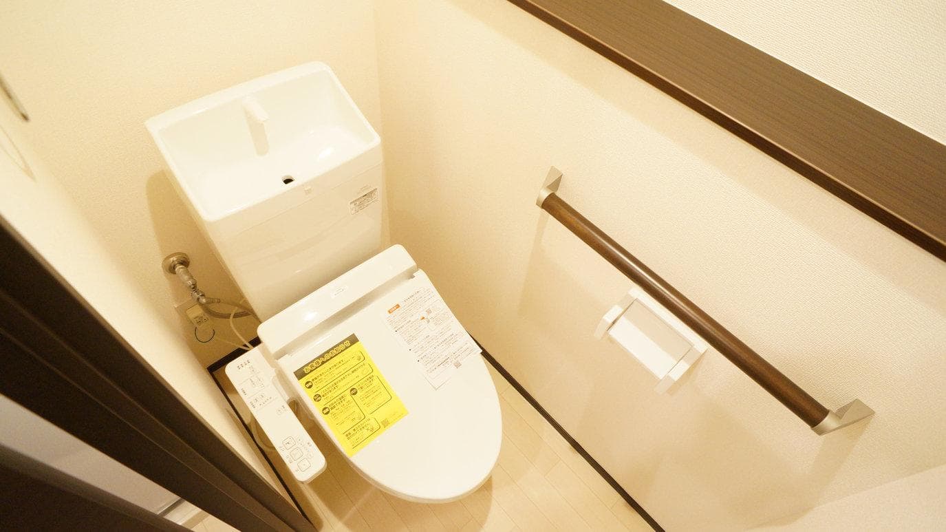 Room image 10