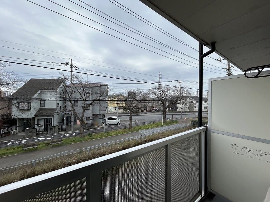 Room image 12