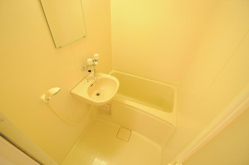 Room image 13