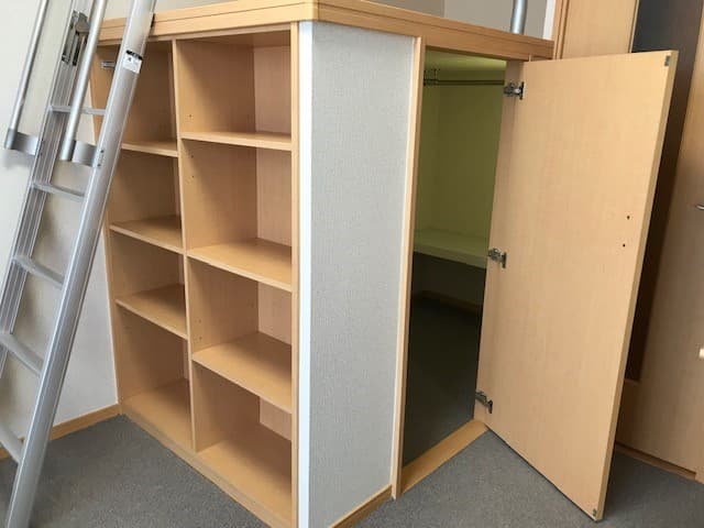 Room image 8