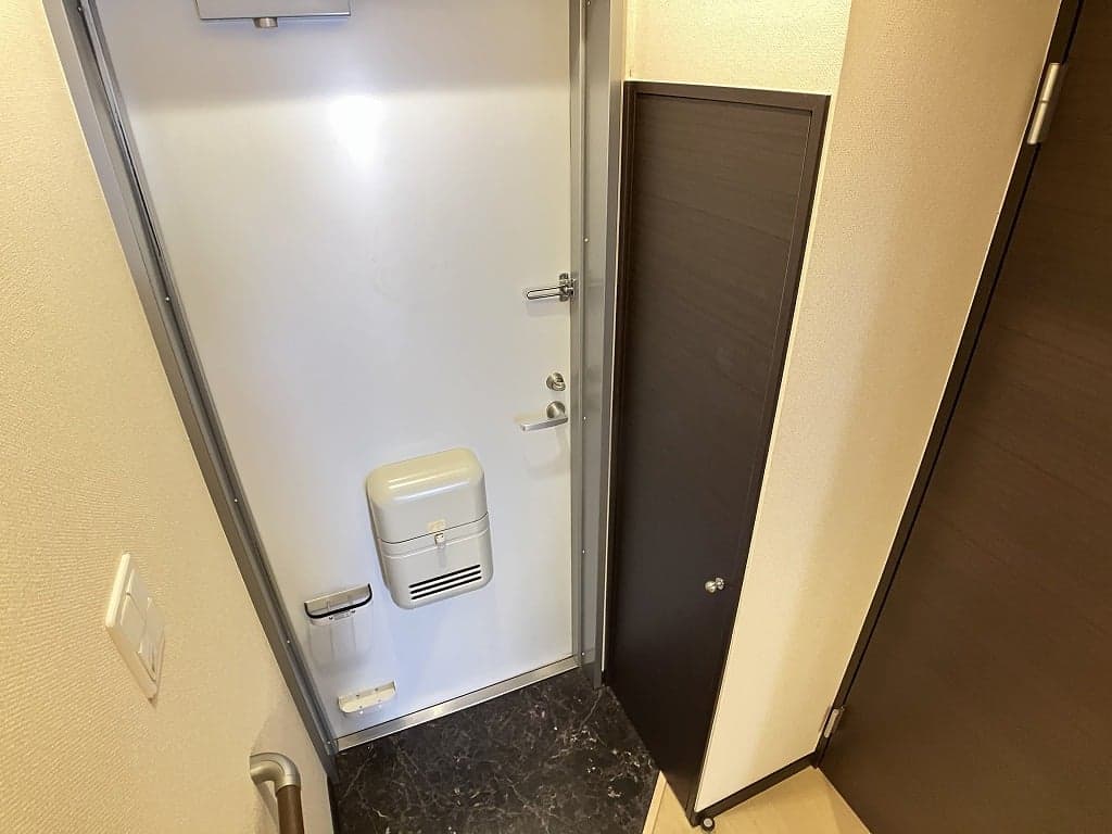 Room image 12