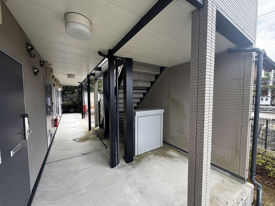 Room image 11