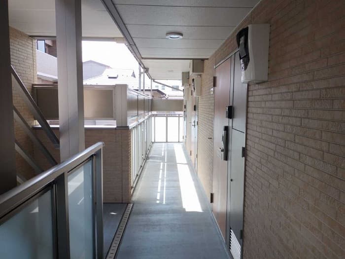 Room image 11