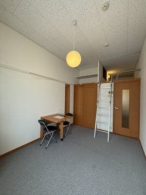 Preview interior of leopalace Ben Dewl
