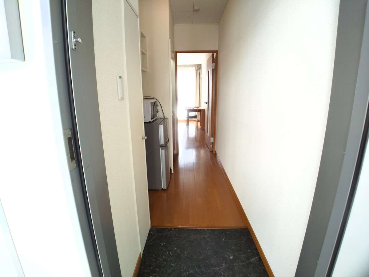 Room image 13