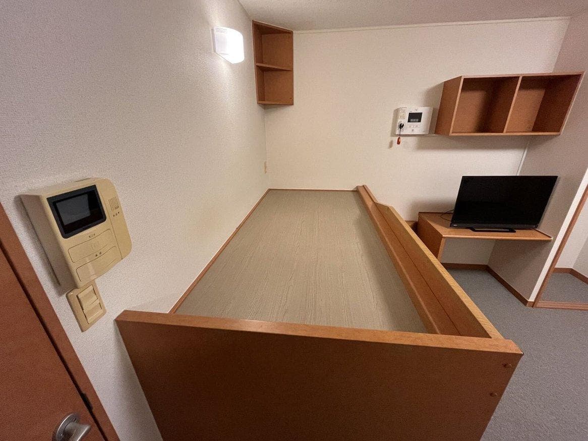 Room image 10