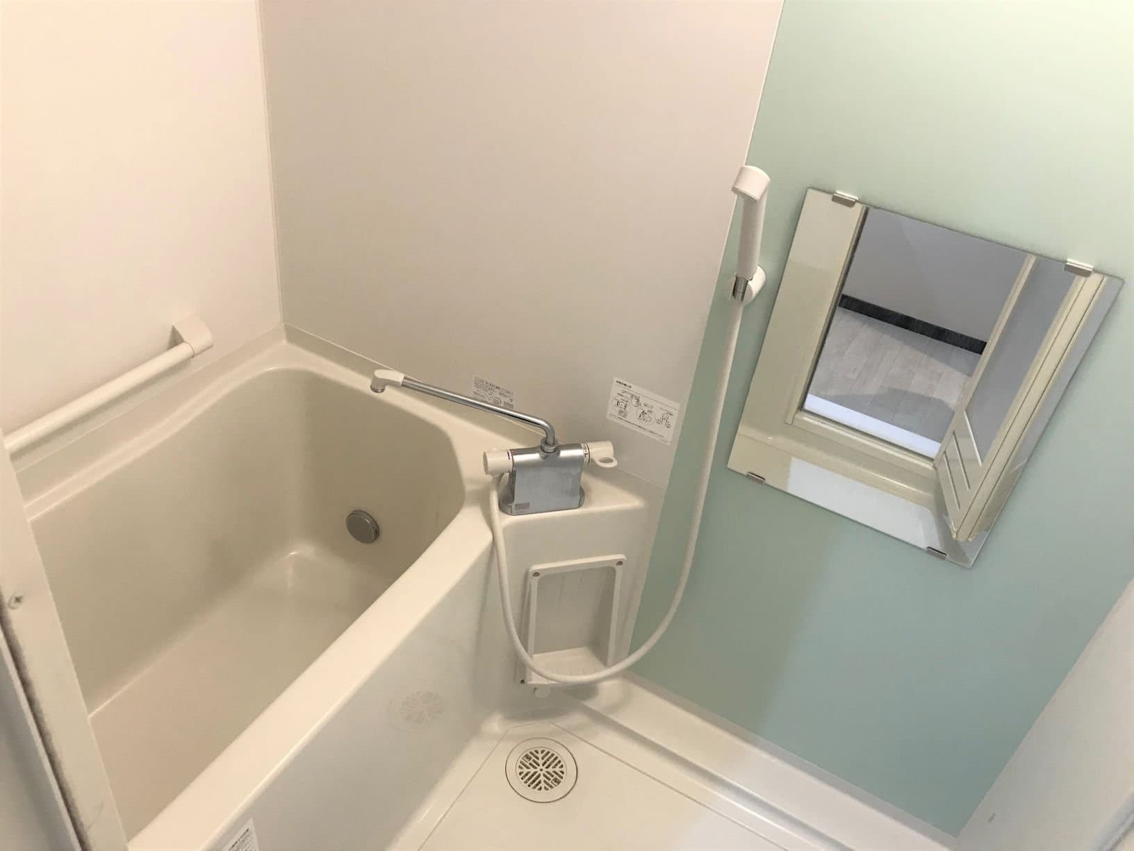 Room image 15