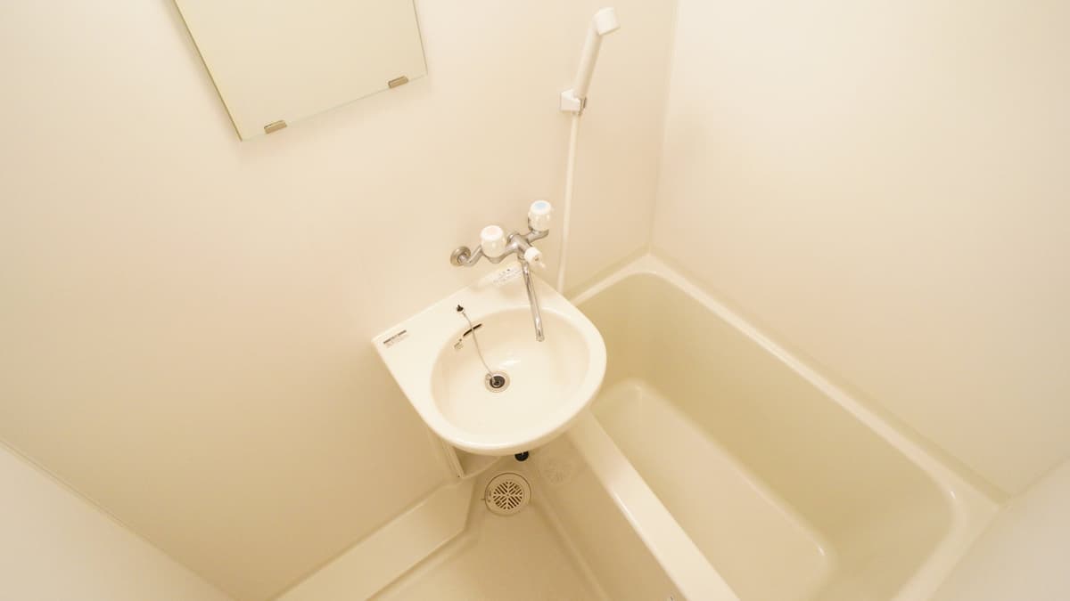 Room image 9