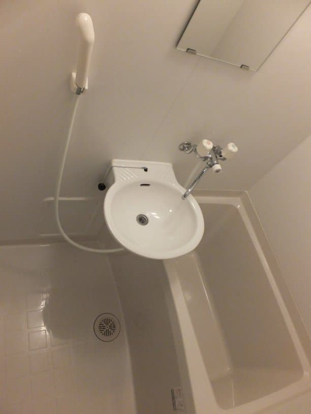 Room image 12