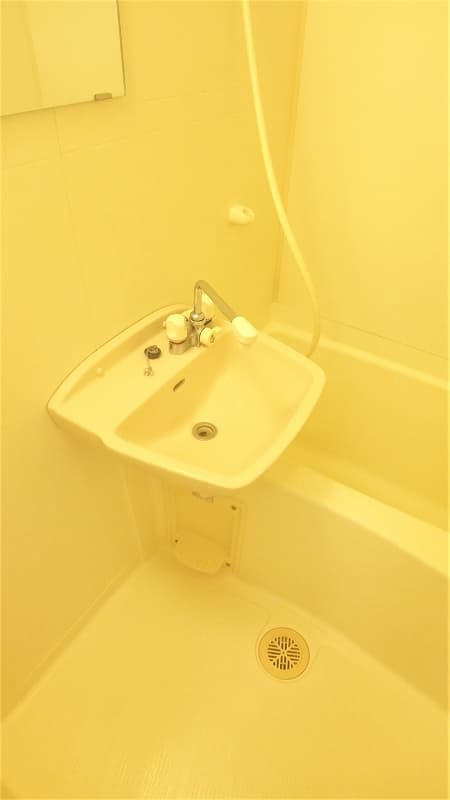 Room image 16