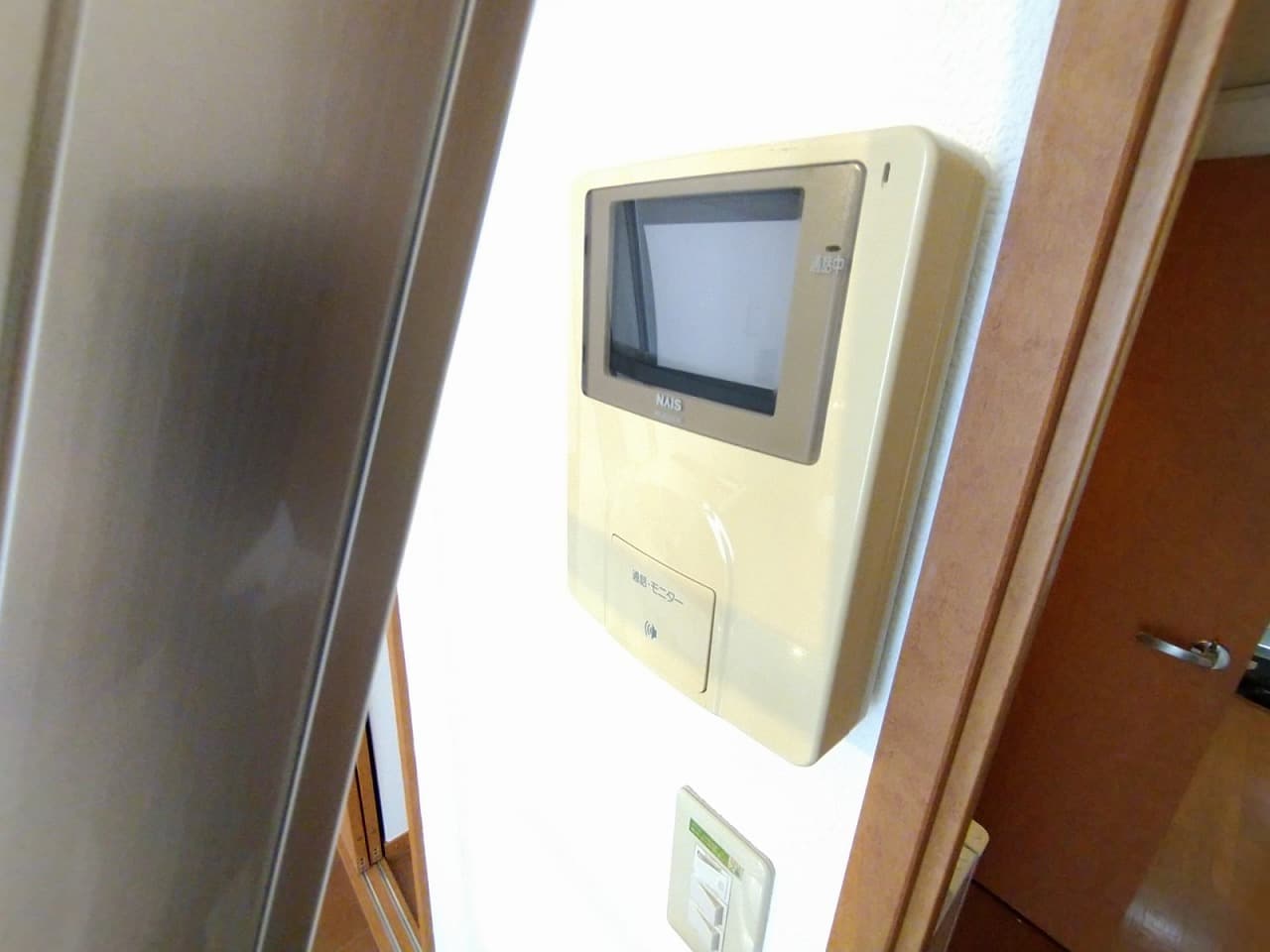 Room image 16
