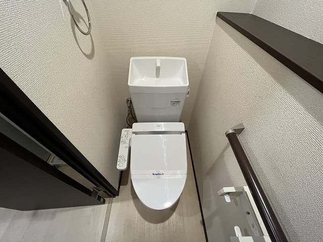 Room image 9