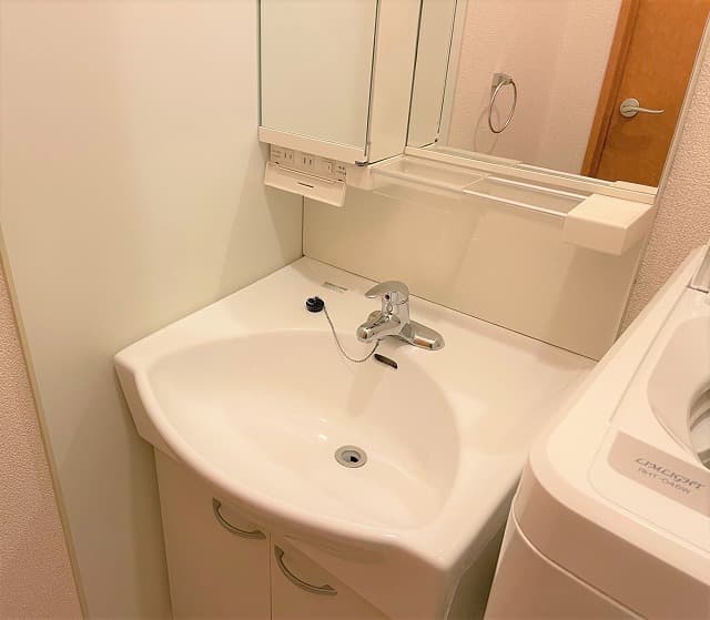 Room image 10