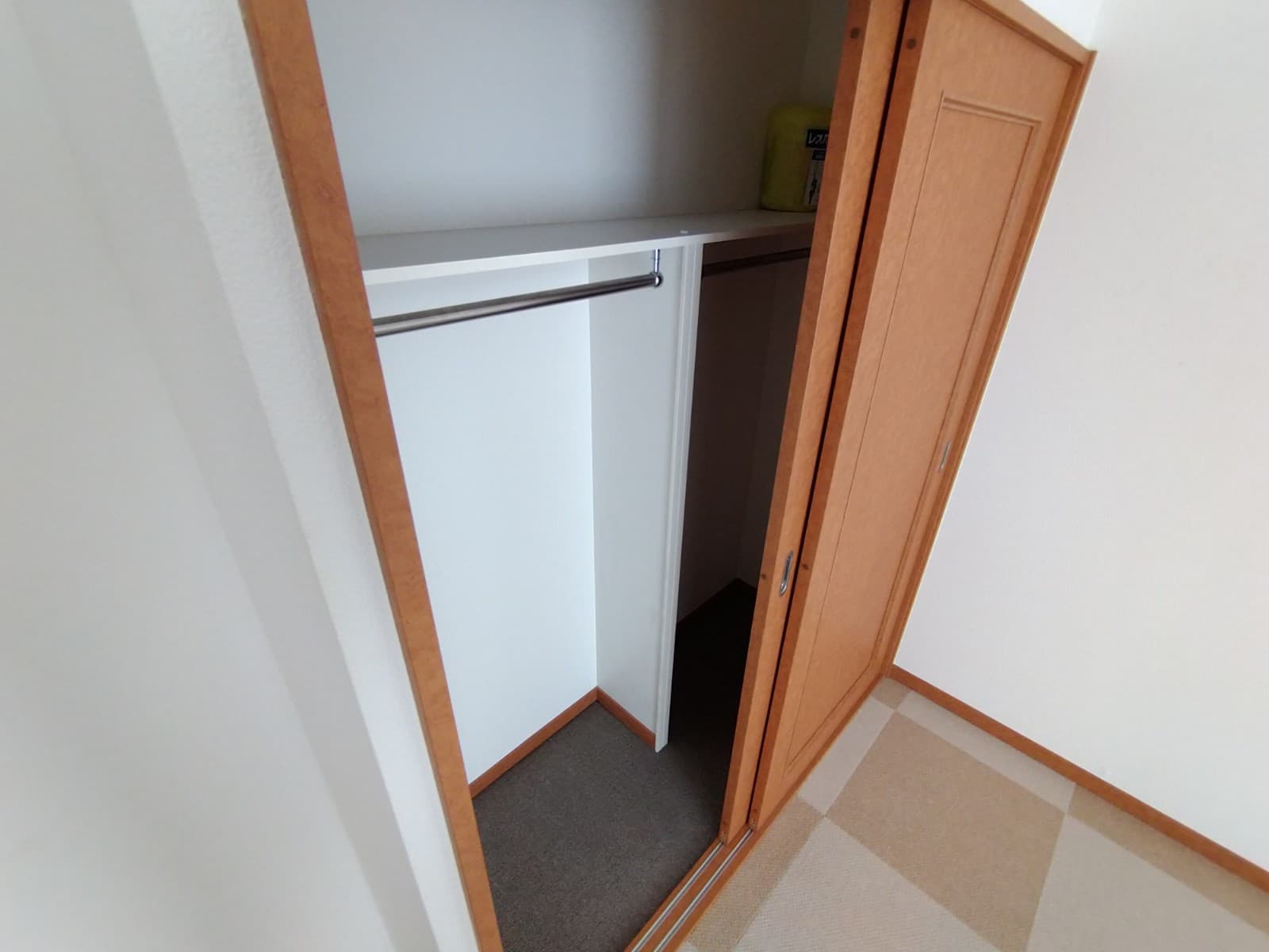 Room image 13