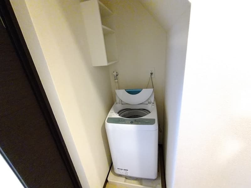 Room image 13