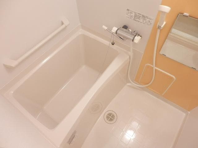 Room image 9