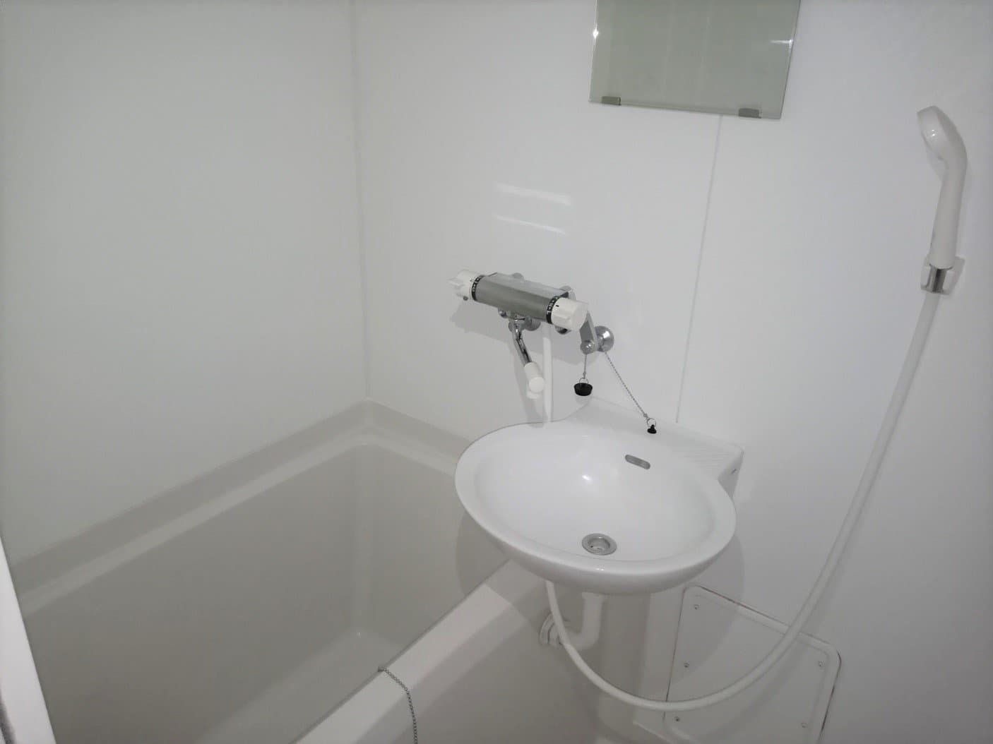 Room image 16
