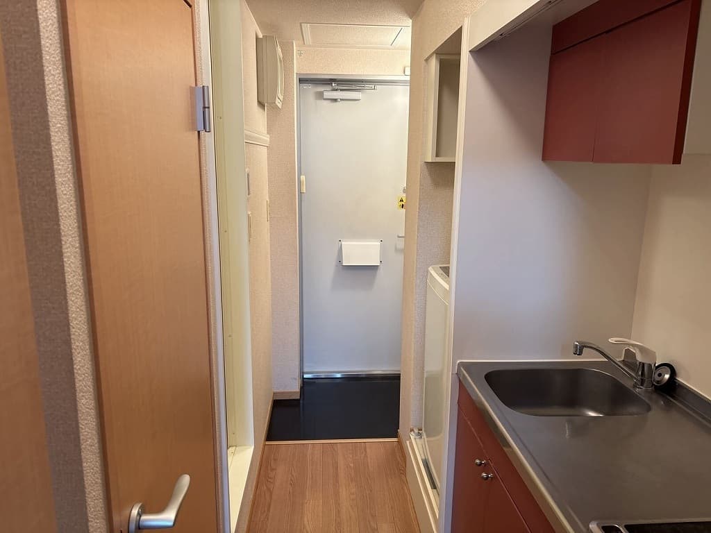 Room image 14