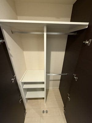 Room image 12