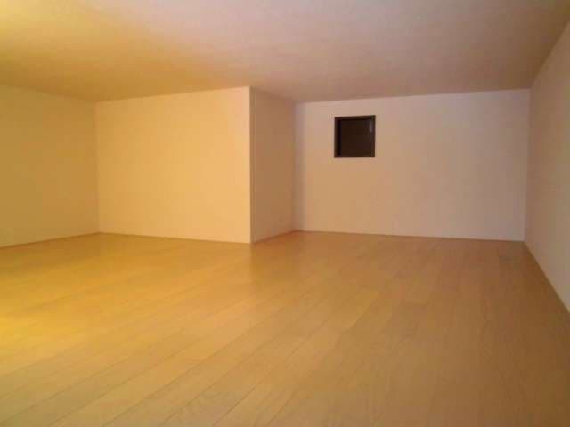 Preview interior of LEONEXT Casara