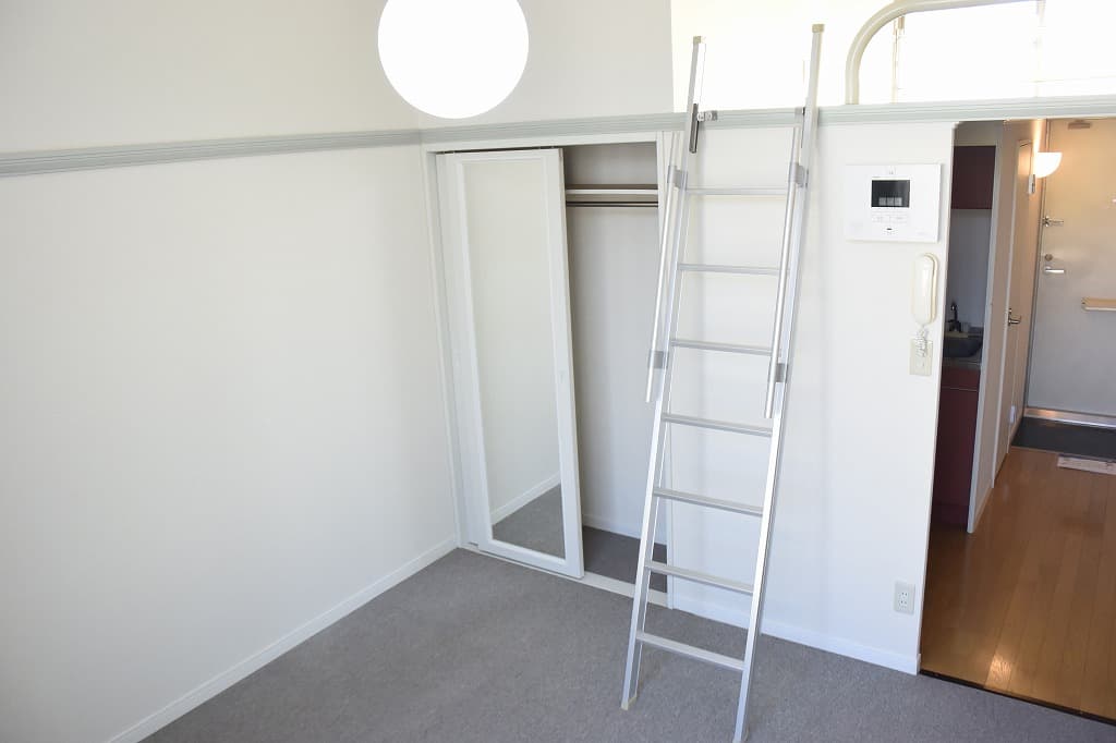 Room image 10
