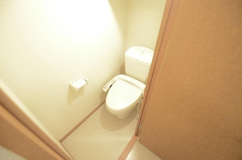 Room image 10