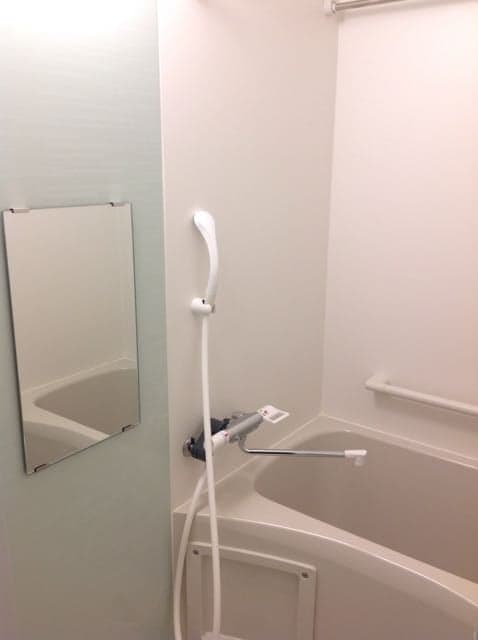 Room image 8