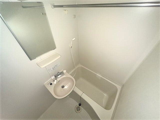 Room image 14