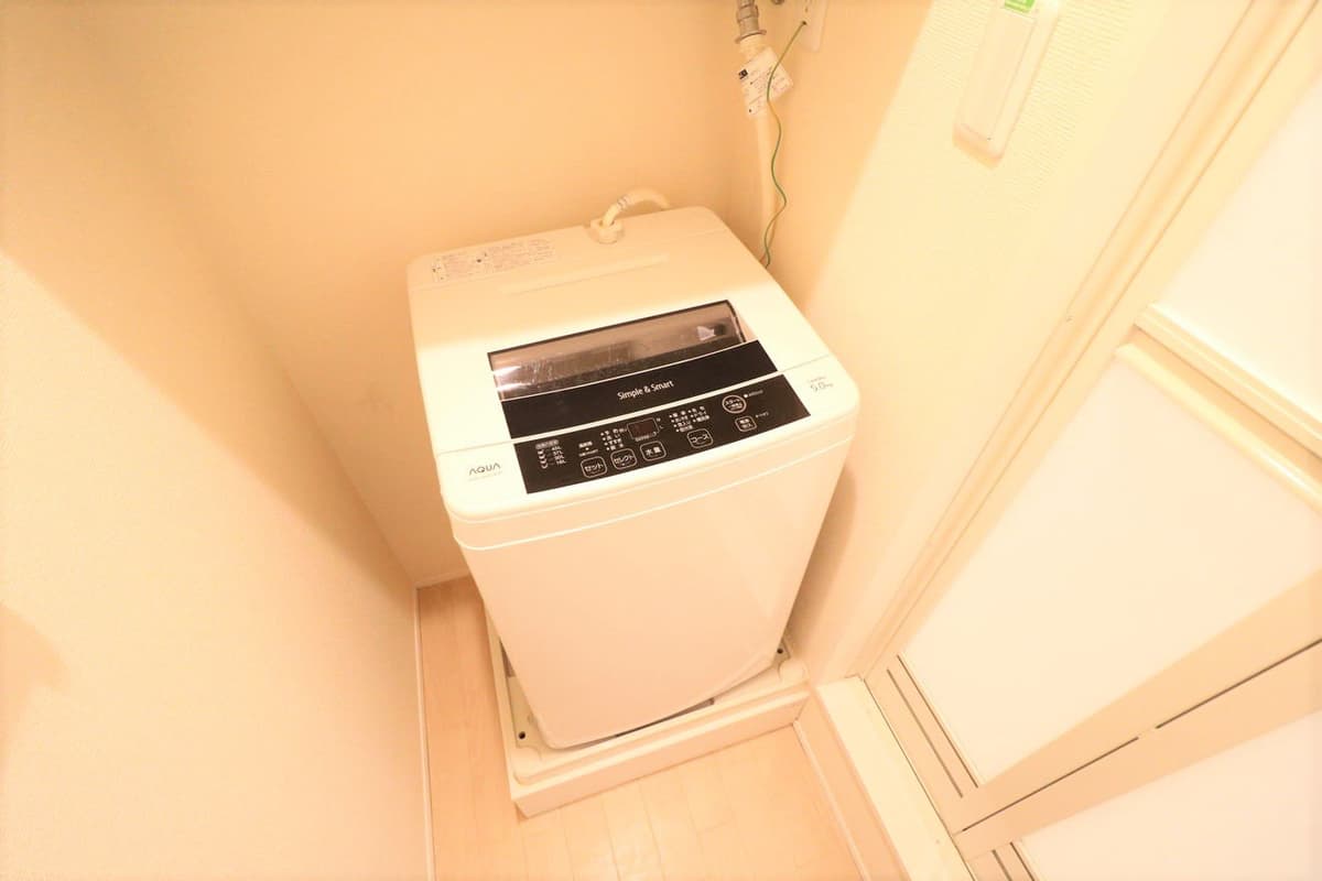 Room image 15
