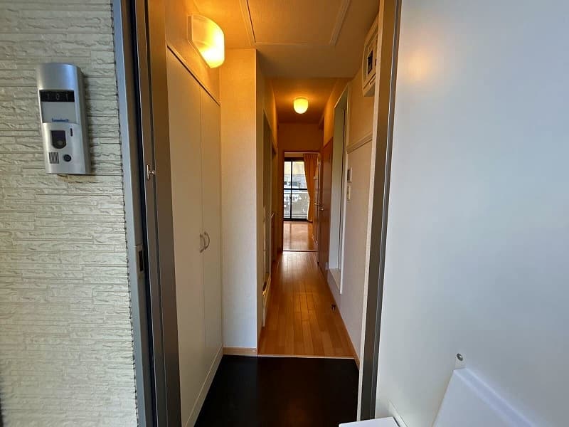 Room image 14