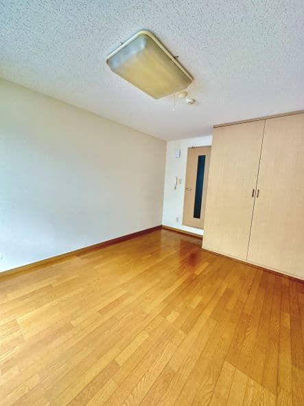 Preview interior of leopalace Garden Village