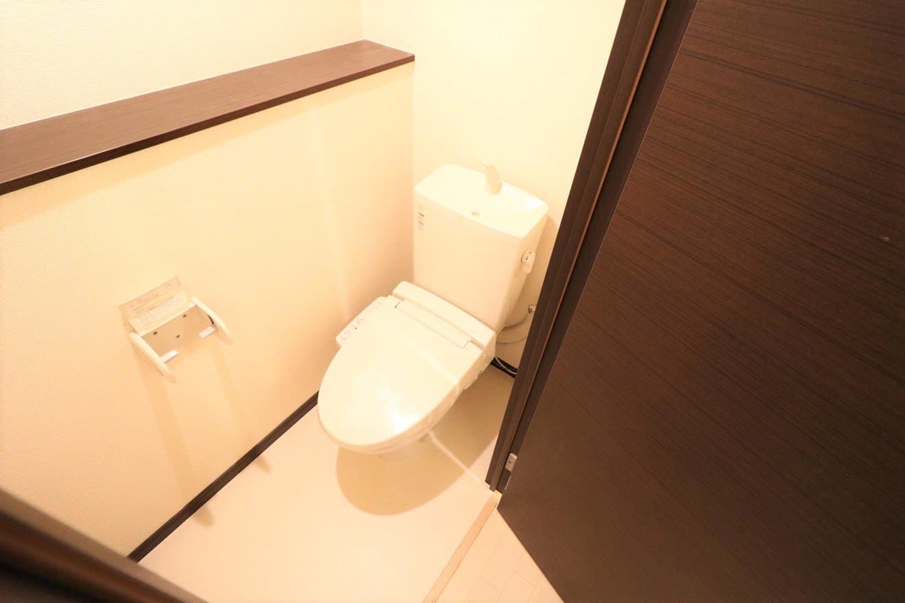 Room image 15