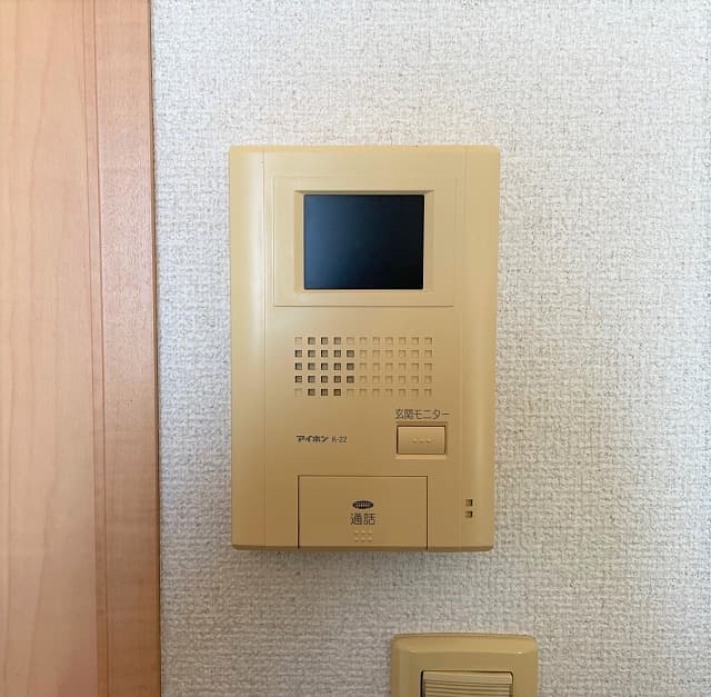Room image 9