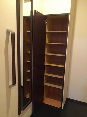 Room image 8