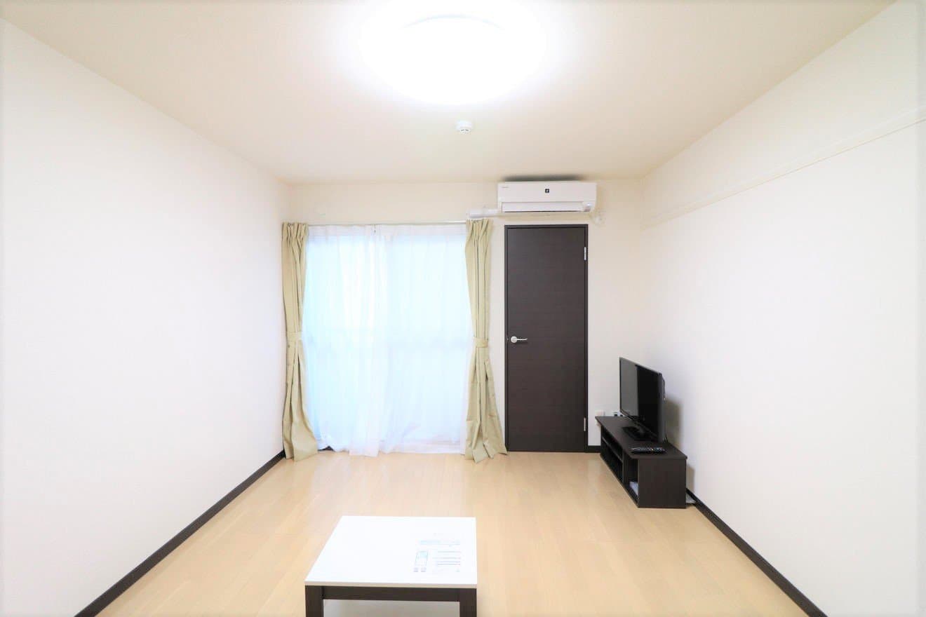 Room image 12