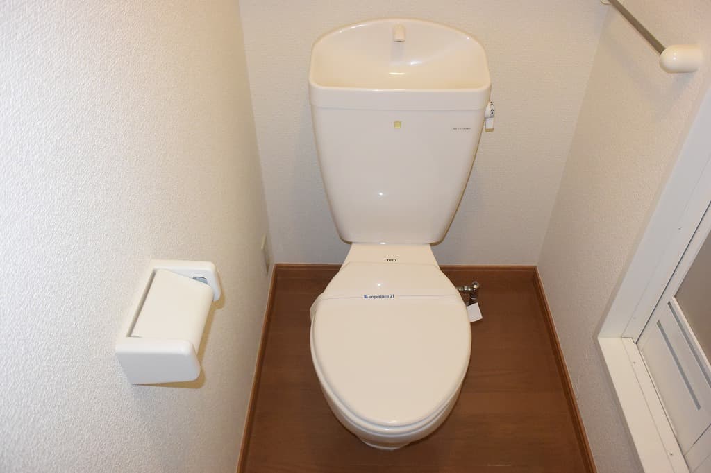 Room image 8