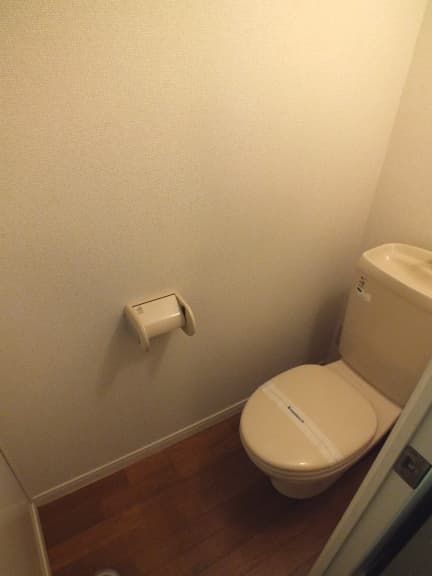 Room image 10