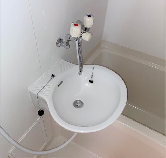 Room image 10