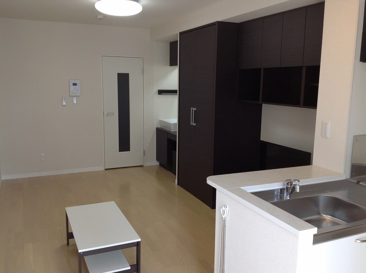 Room image 11