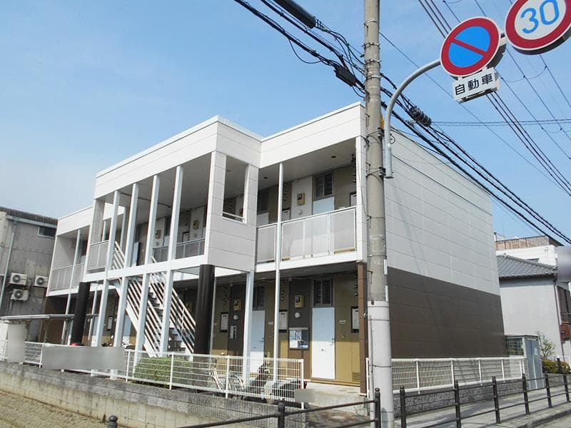 Main exterior of leopalace YM