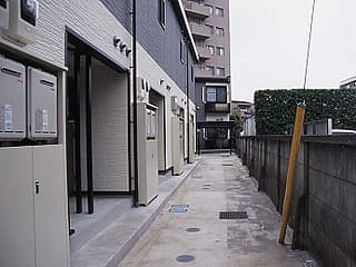 Room image 11