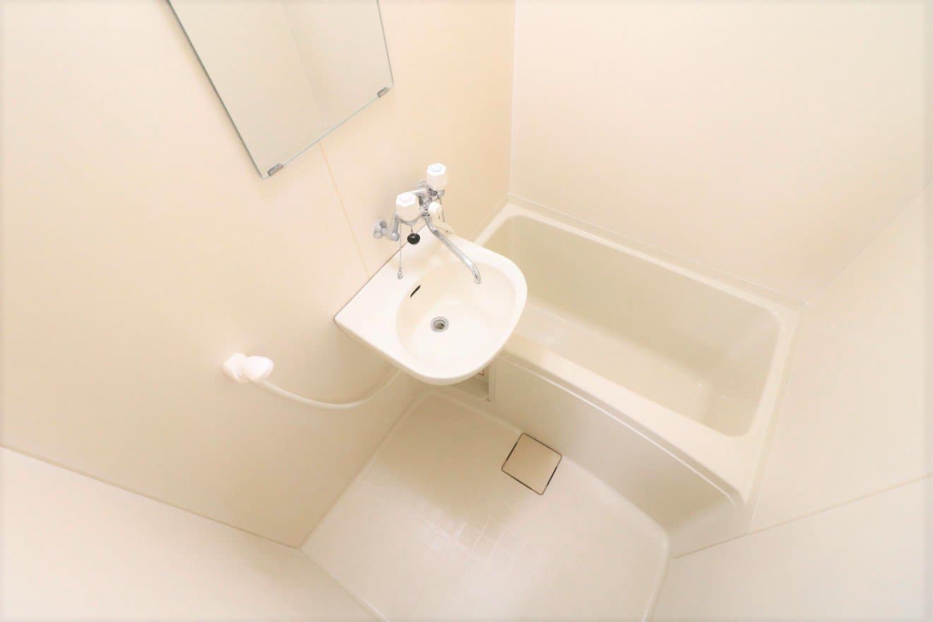 Room image 10