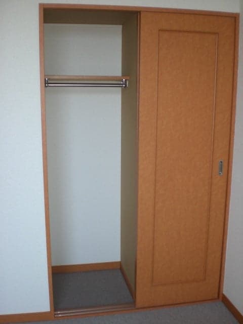 Room image 15