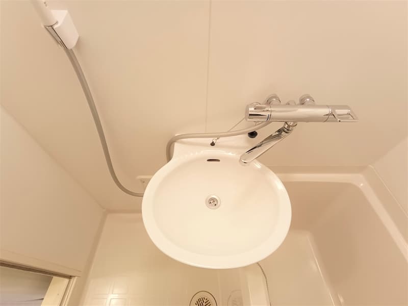 Room image 12