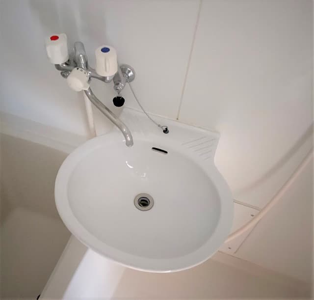 Room image 9