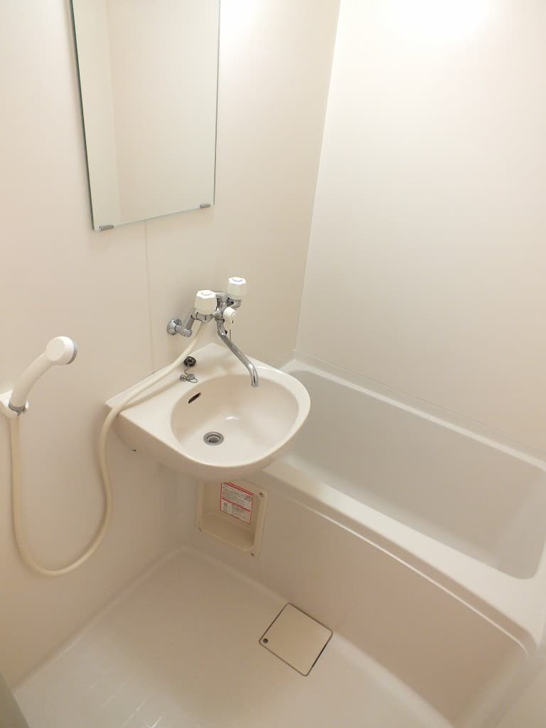 Room image 9