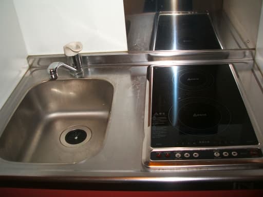 Room image 10